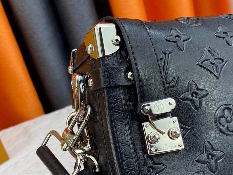 M46358 21X14X6cm XMY 9色 24