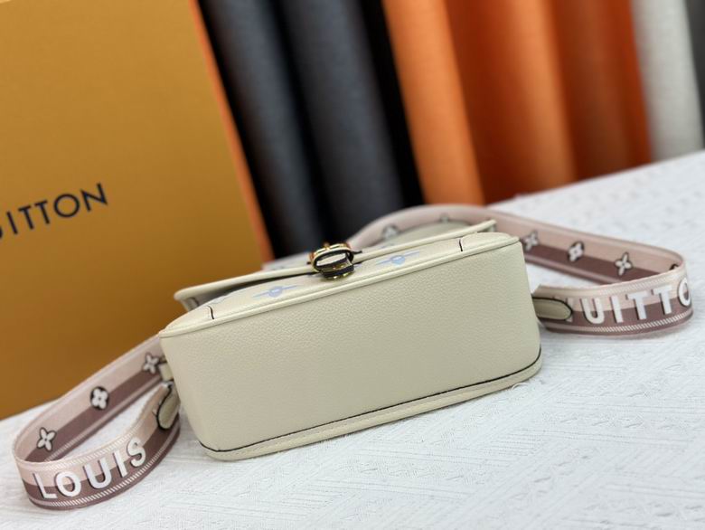 M46386 25X9X15cm XMY 4色 31