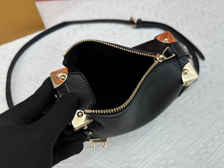 M46815 18X12X7cm XMY 6色 17