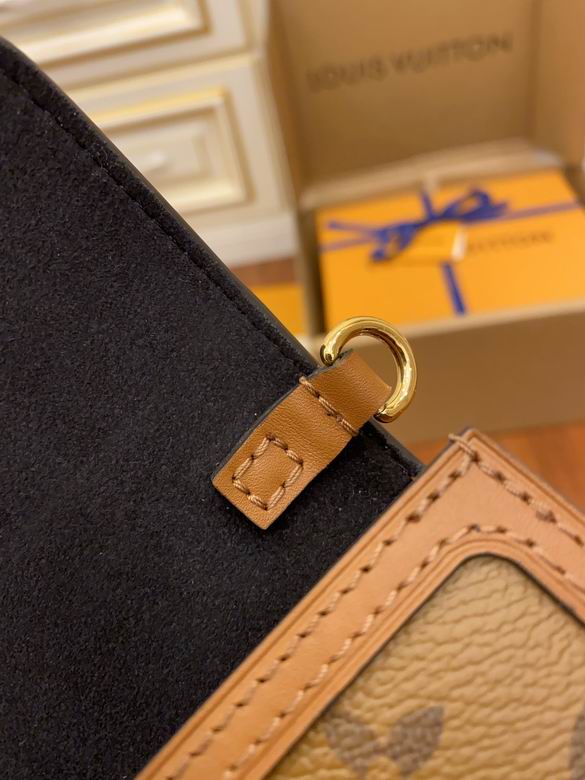 M68746 19X12X5cm YG 8