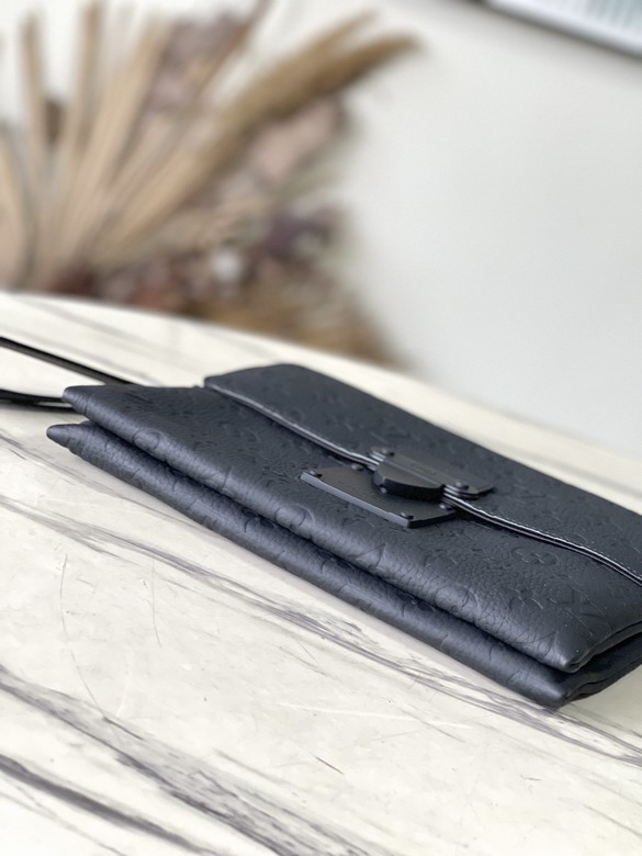 M82559 28x22 5x3 5cm gf1_4