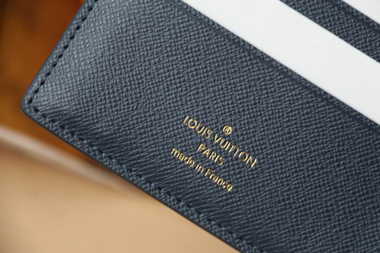 M82900 19X10X2cm M82825 11X3X1.5cm XM 22