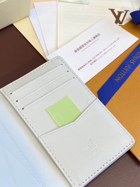 M83069 7.5X11.1X1cm YG 2色 12