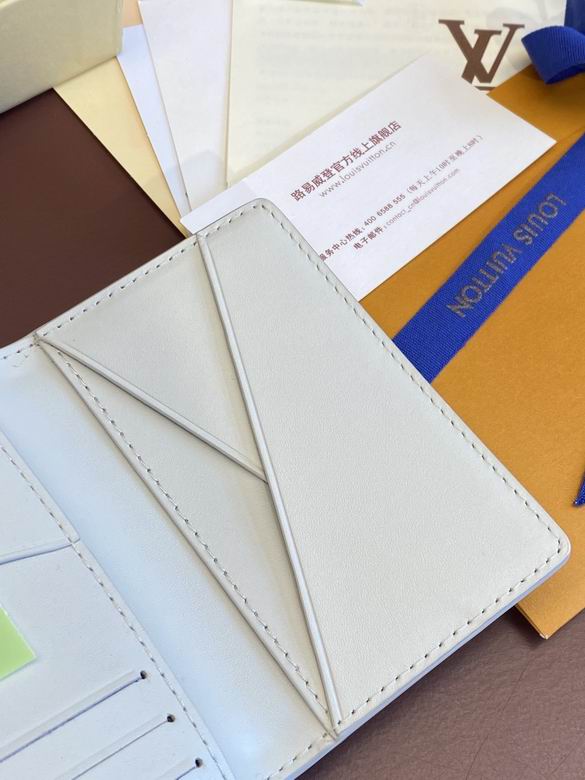 M83069 7.5X11.1X1cm YG 2色 13