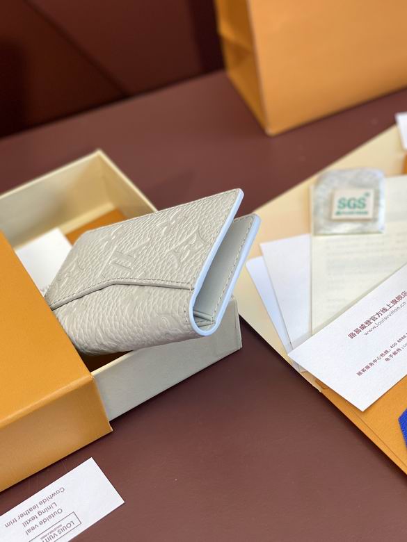 M83069 7.5X11.1X1cm YG 2色 16