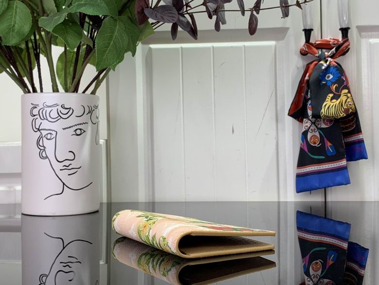 M83479 10X14X2.5cm YG 4色 21