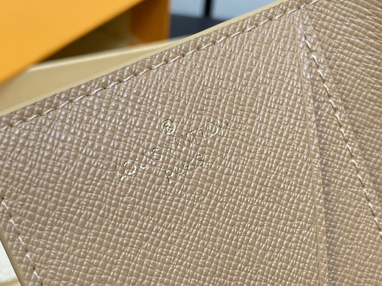 M83498 7 5x11 1x1cm gf2_9