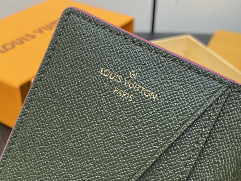 M83498 7 5x11 1x1cm gf3_7