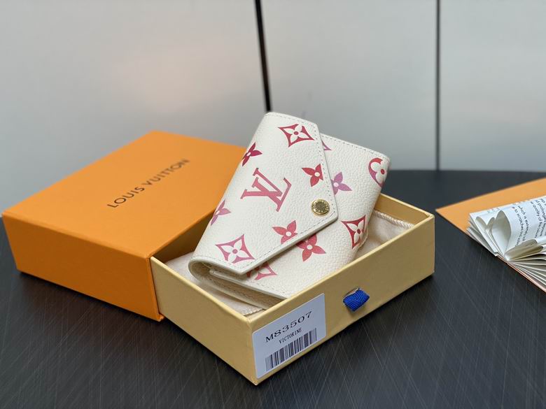 M83507 4.3X3.5X1.2cm YG 1