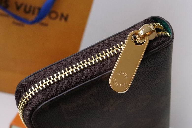 M83689 19.5X10.5X2.5cm XM 4