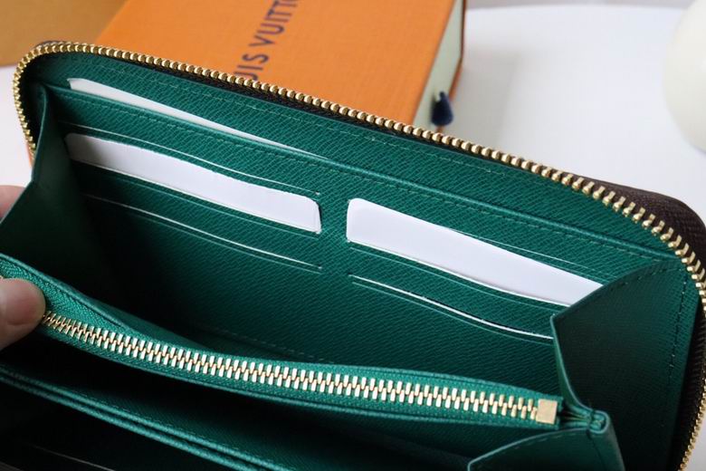 M83689 19.5X10.5X2.5cm XM 6