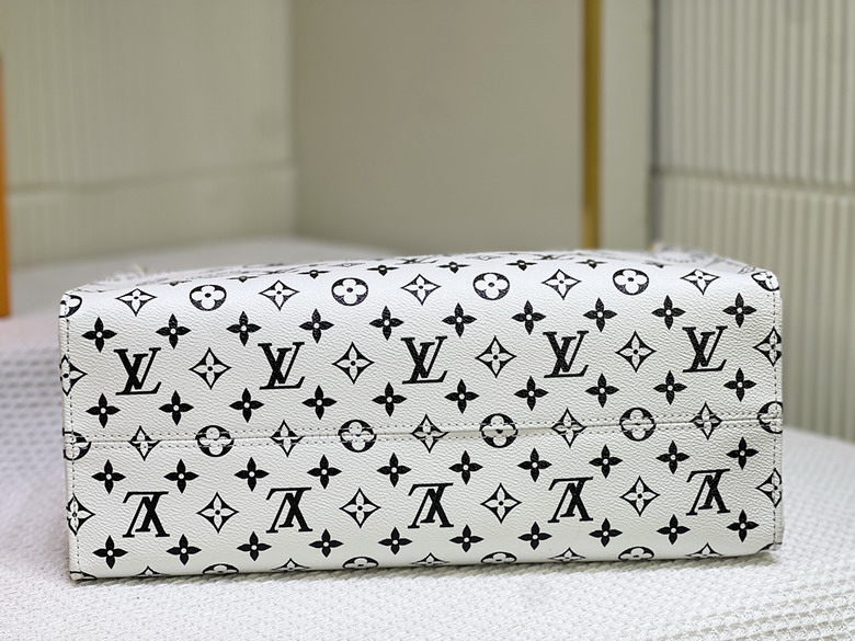 On M46542 34x26x13cm ss3_5