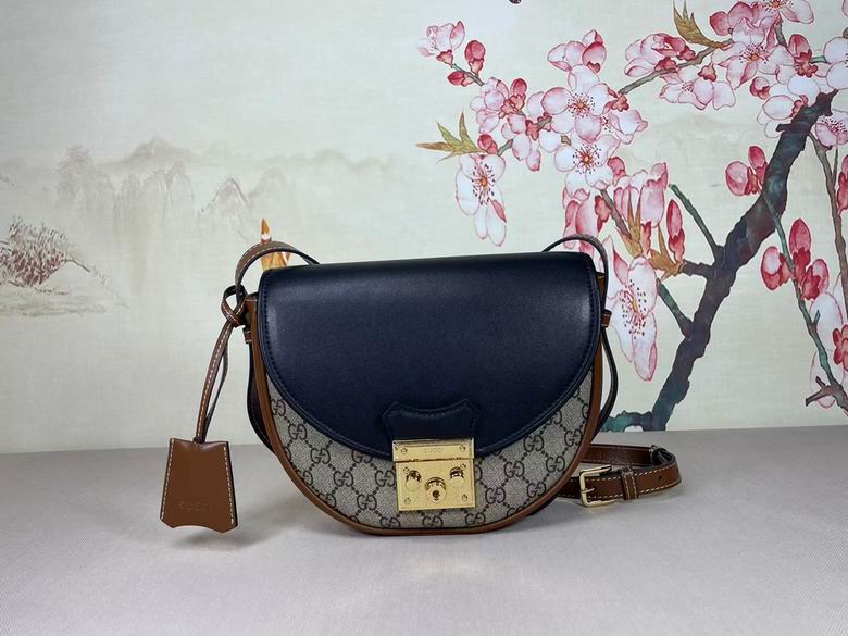 PadlocK 644524 22X19.5X6.5cm DF (1)