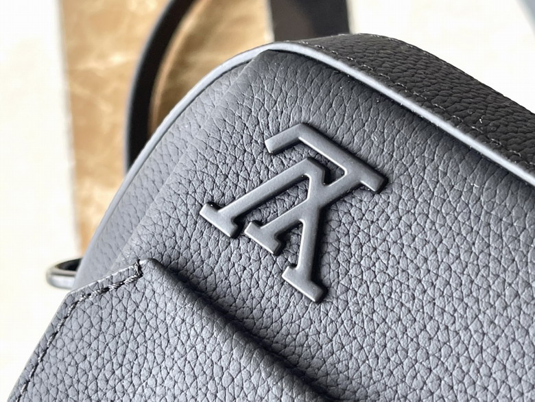 Pilot M83563 20x12x5 5cm gf1_5