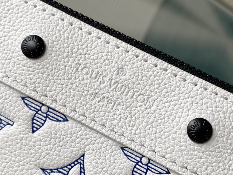 Pochette M83382 30x21 5x1cm gf1_5