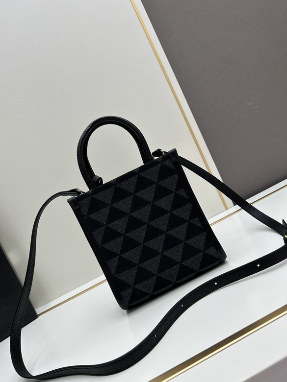 Prada 23140 17x18x6cm jj_3