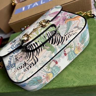 Supreme 677266 20.6X14.5X5cm MP (5)