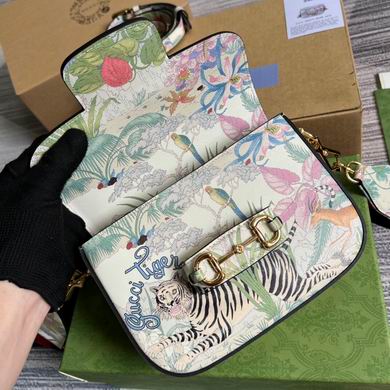 Supreme 677266 20.6X14.5X5cm MP (7)