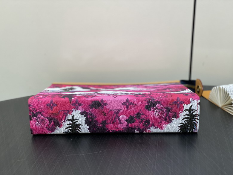 Voyage M83465 27x21x3cm gf1_4