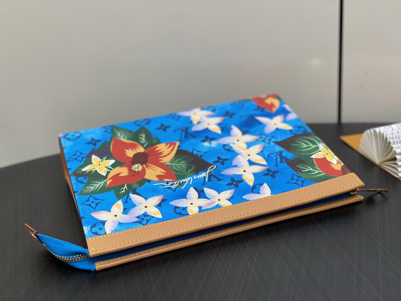 Voyage M83465 27x21x3cm gf2_3