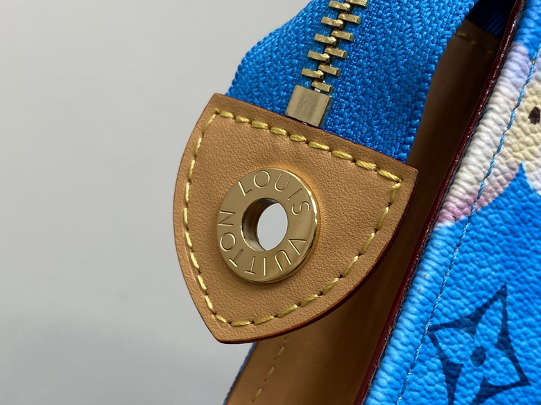 Voyage M83465 27x21x3cm gf2_6