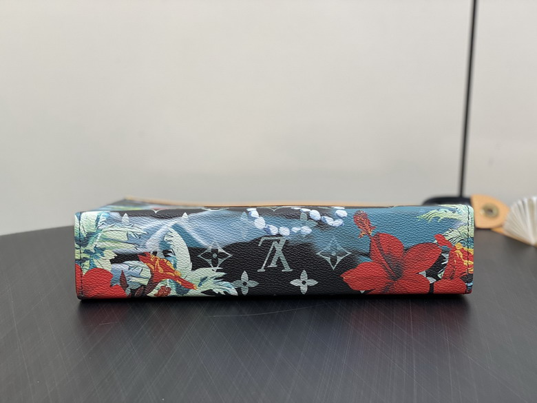 Voyage M83465 27x21x3cm gf3_4