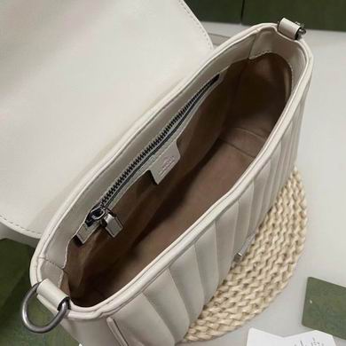 WD498110 27X19X10.5 (18)