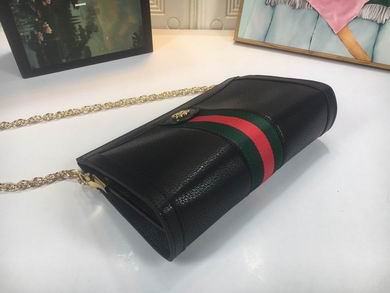 WD503877 26X17.5X8 (32)