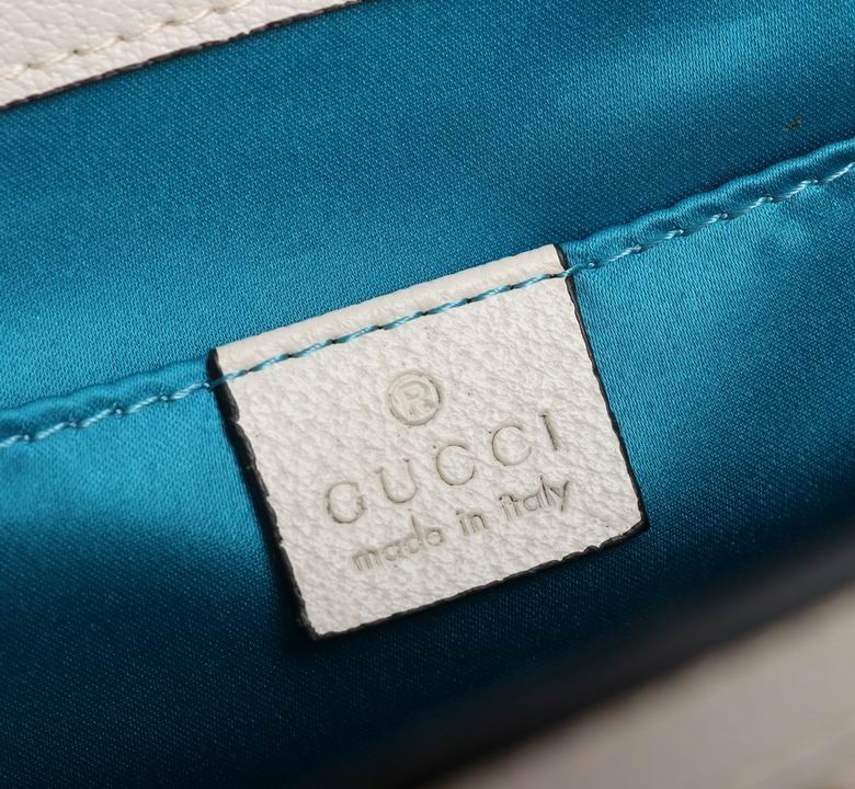 WD503877 26X17.5X8 (5)