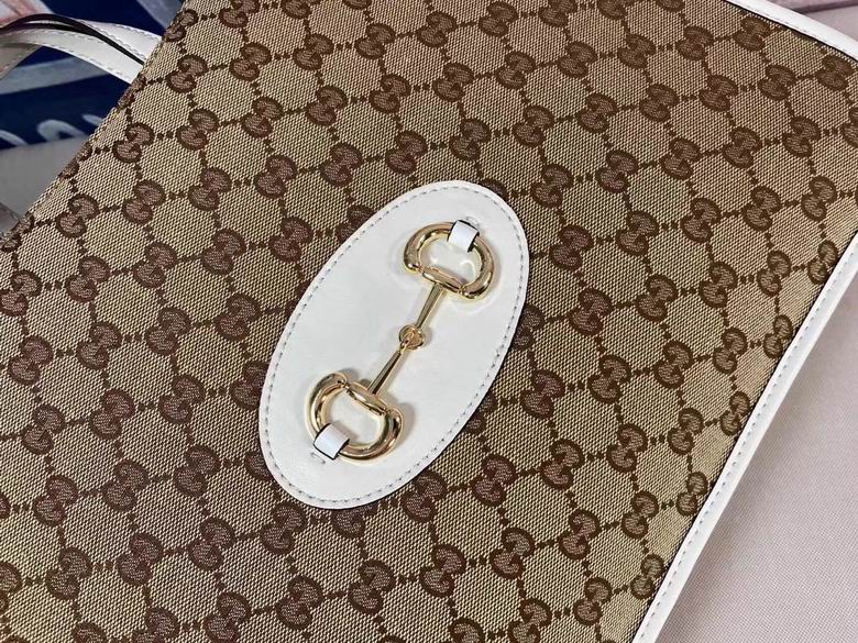 WD621144 35X27X12 (25)