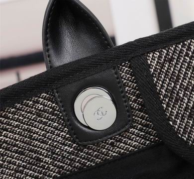 WO66941 38X32X18 (6)