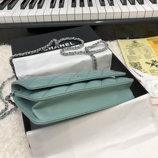 Wallet on chain 33814 19x12.5cm AL07 (4)