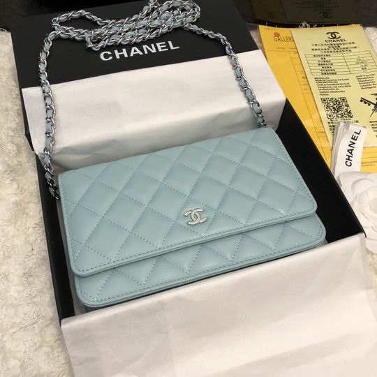 Wallet on chain 33814 19x12.5cm AL09 (2)