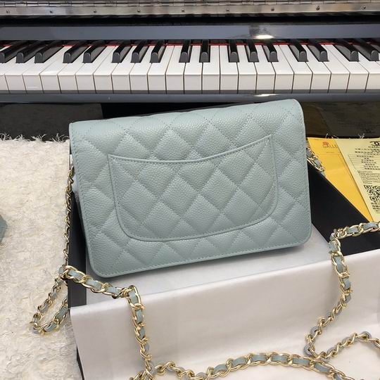 Wallet on chain 33814 19x12.5cm AL34 (2)