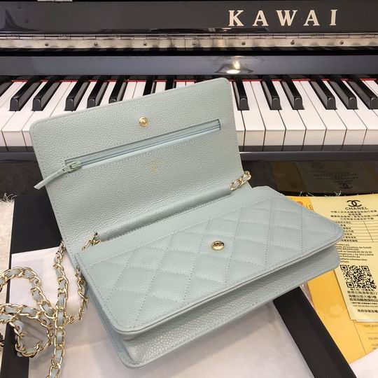 Wallet on chain 33814 19x12.5cm AL34 (6)