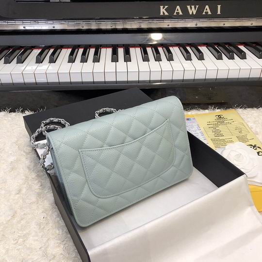 Wallet on chain 33814 19x12.5cm AL35 (2)