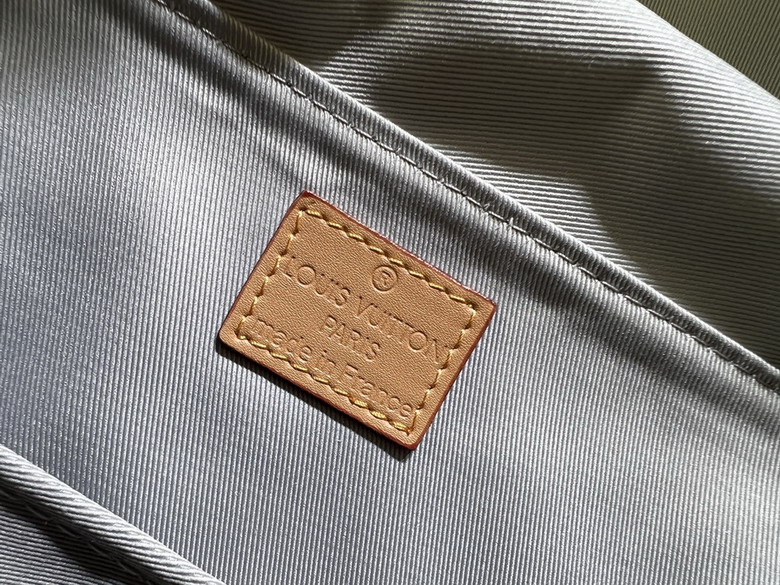 Weekend M40702 43x34x17 5cm ss_8