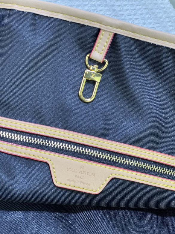 m45684 31x28x14cm ss1_8