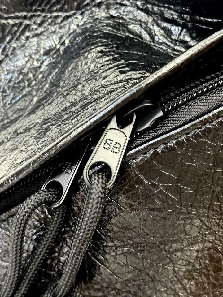 105A 34.8X47X19.8cm GY 11