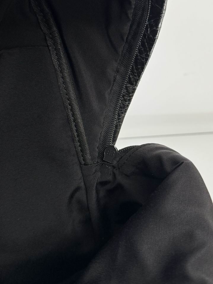 105A 34.8X47X19.8cm GY 3