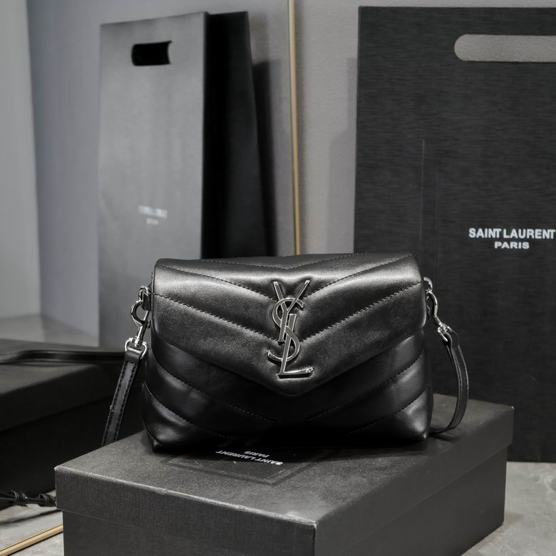 467072 20X12X7cm XMY 4色 18