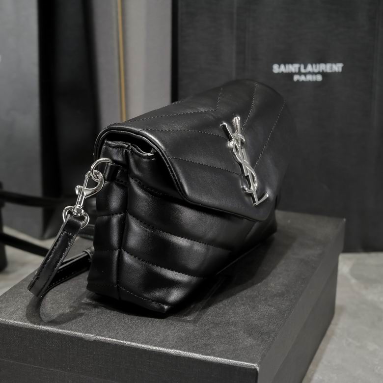 467072 20X12X7cm XMY 4色 21