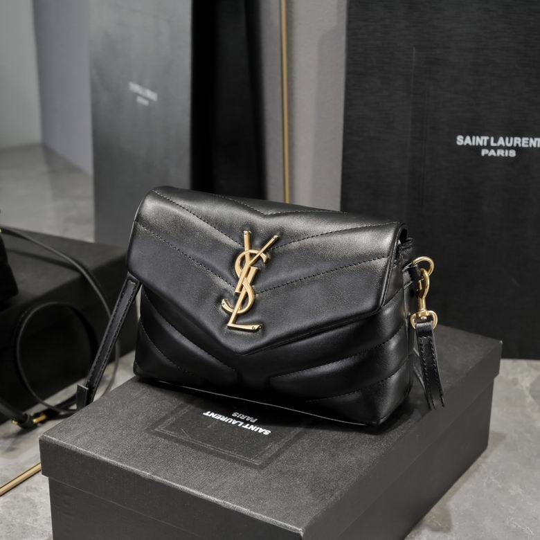 467072 20X12X7cm XMY 4色 30