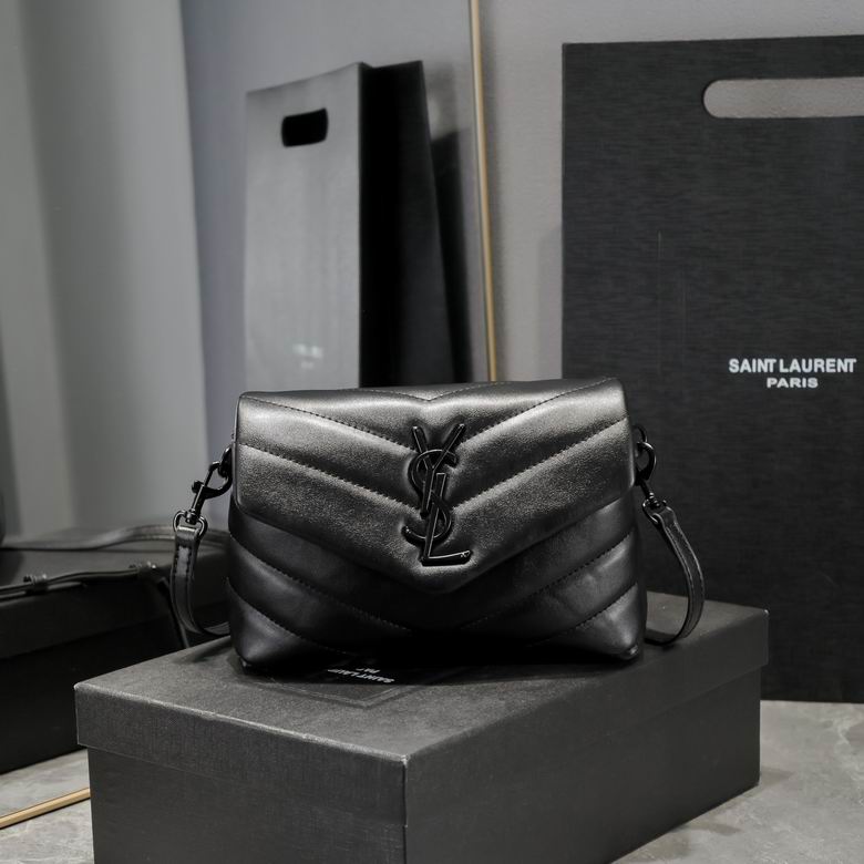 467072 20X12X7cm XMY 4色 9