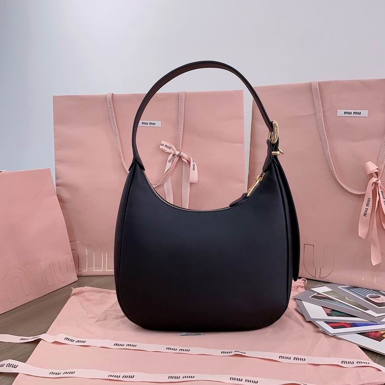 5BC151 27X20X8cm SF 2