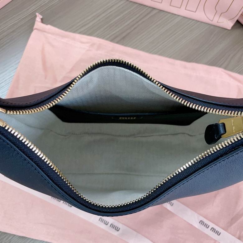 5BC151 27X20X8cm SF 7