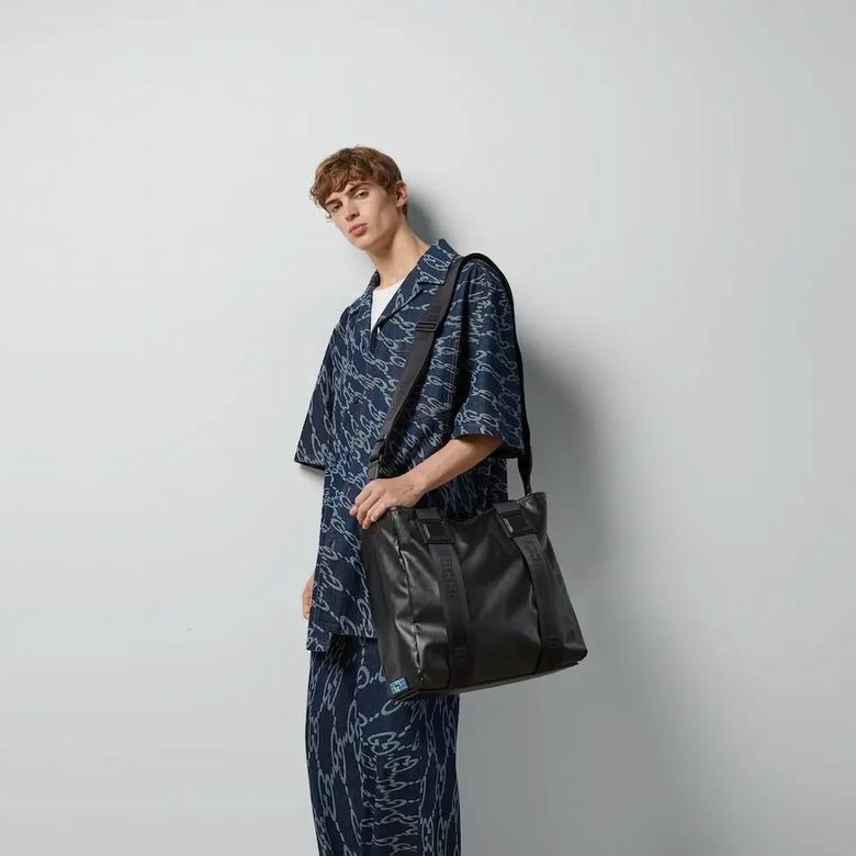 779816 37X39X14cm MP 3