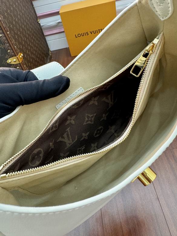 M24611 26X18X7cm YG 3色 17