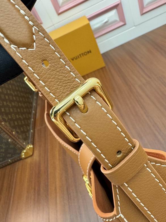 M24611 26X18X7cm YG 3色 24