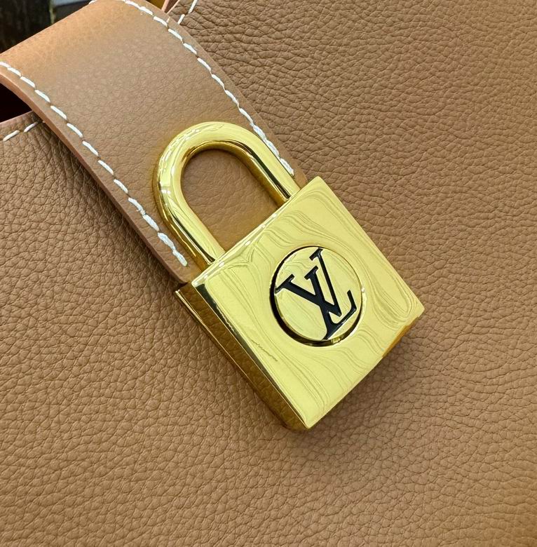 M24611 26X18X7cm YG 3色 28